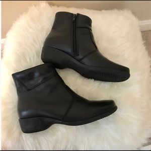 Black Ankle Boots for Women